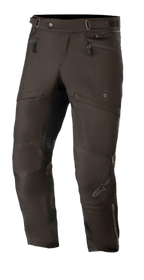 Alpinestars AST-1 V2 Waterproof Pants Short, nero, pantaloni da moto touring, costruzione in tessuto impermeabile, tasche con zip e vita regolabile, gamba pre-curvata con logo riflettente