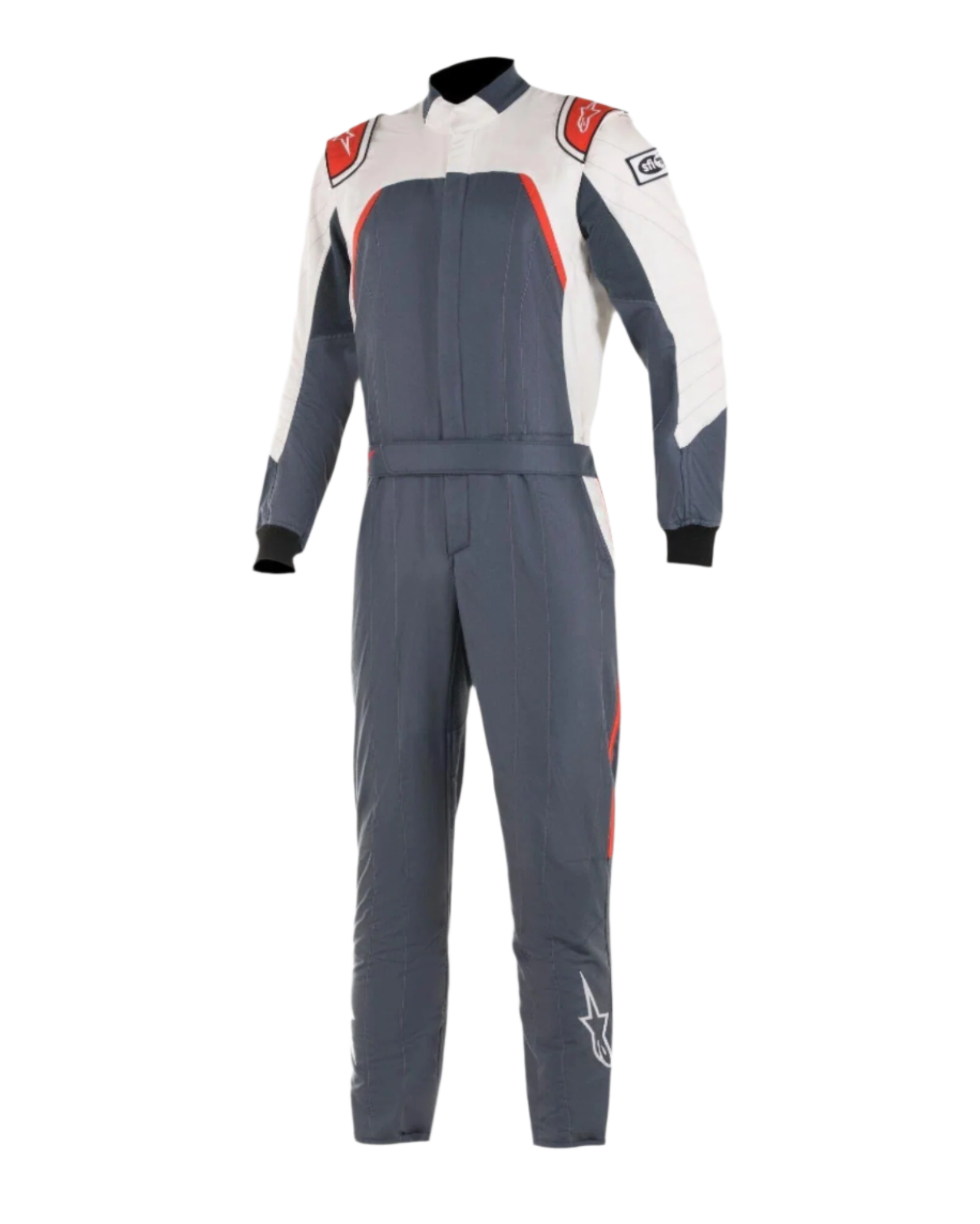 Alpinestars GP Pro Comp Bootcut Suit FIA, tuta da auto, grigio asfalto, bianco e rosso, tuta monopezzo da motorsport con parte superiore del torace e maniche bianche, dettagli rossi sulle spalle, corpo grigio asfalto scuro e gamba con taglio bootcut.