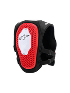 Alpinestars Tech-Air® MX System, gilet airbag autonomo per il fuoristrada, vista posteriore con ampio paraschiena rosso Nucleon PLASMA con struttura a nido d'ape, pannello centrale bianco con logo a stella nero, struttura in mesh nera traspirante e cinghie laterali regolabili