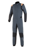 Alpinestars Hypertech Suit, tuta da corsa auto, grigio asfalto e nero con accenti arancione fluo, pannelli elasticizzati neri, spalline arancioni con marchio, logo a stella bianco sulla gamba, costruzione professionale ignifuga a due strati per prestazioni negli sport motoristici