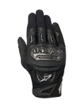 Guanti Alpinestars SMX-2 Air Carbon V2, guanti da moto neri, vista dall'alto con protezioni nocche in fibra di carbonio, pannelli in mesh 3D traspirante e pelle, logo Alpinestars bianco e design a polsino corto