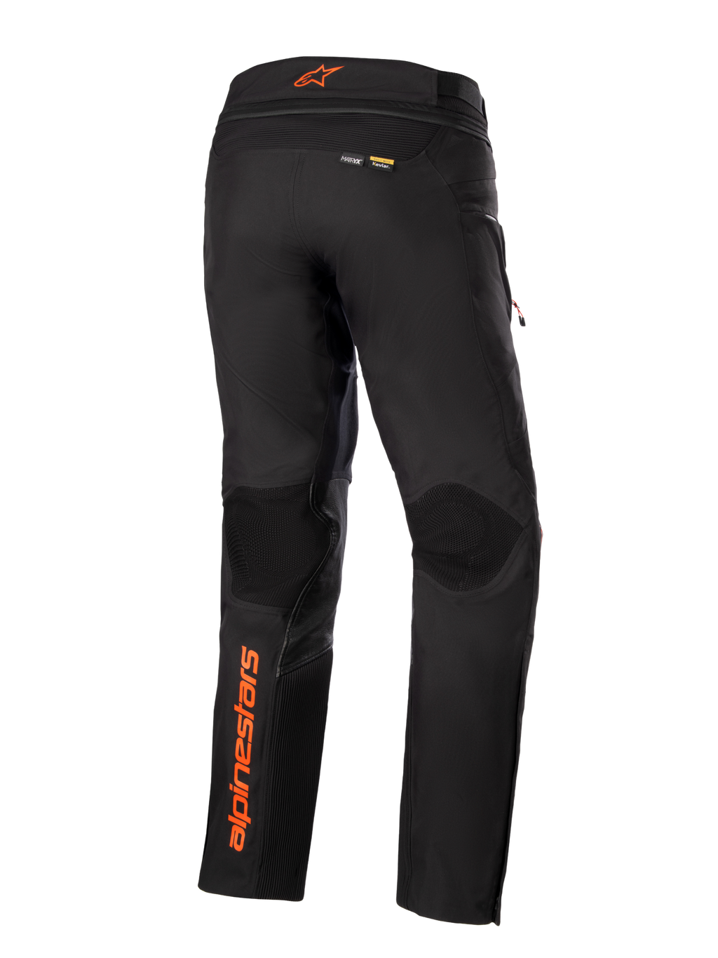 Pantaloni Alpinestars AMT-10R Drystar® XF, nero con accenti arancioni, vista posteriore con logo Alpinestars arancione verticale sulla gamba sinistra, pannelli testurizzati sulle ginocchia e branding Kevlar e Matryx, pantaloni tecnici da moto adventure touring
