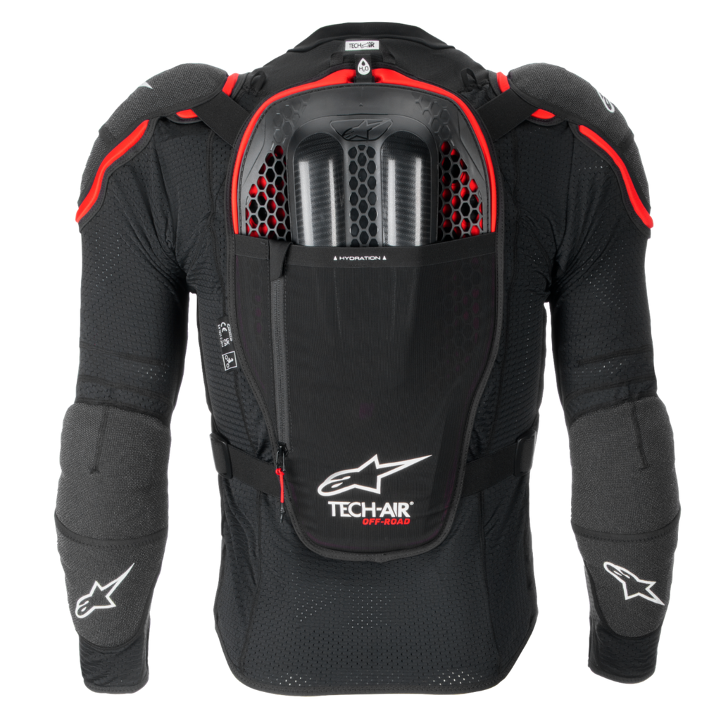Airbag Alpinestars Tech-Air® Off-Road nero e rosso, vista posteriore con protezione Nucleon CELL e tasca idratazione.